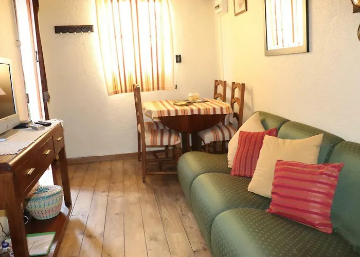 Casa De Mello Tatil Evi Melo